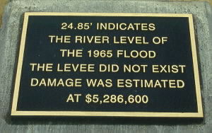 Levee plaque